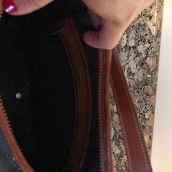 Dooney & Bourke Handbag Like New - Picture 5 of 6
